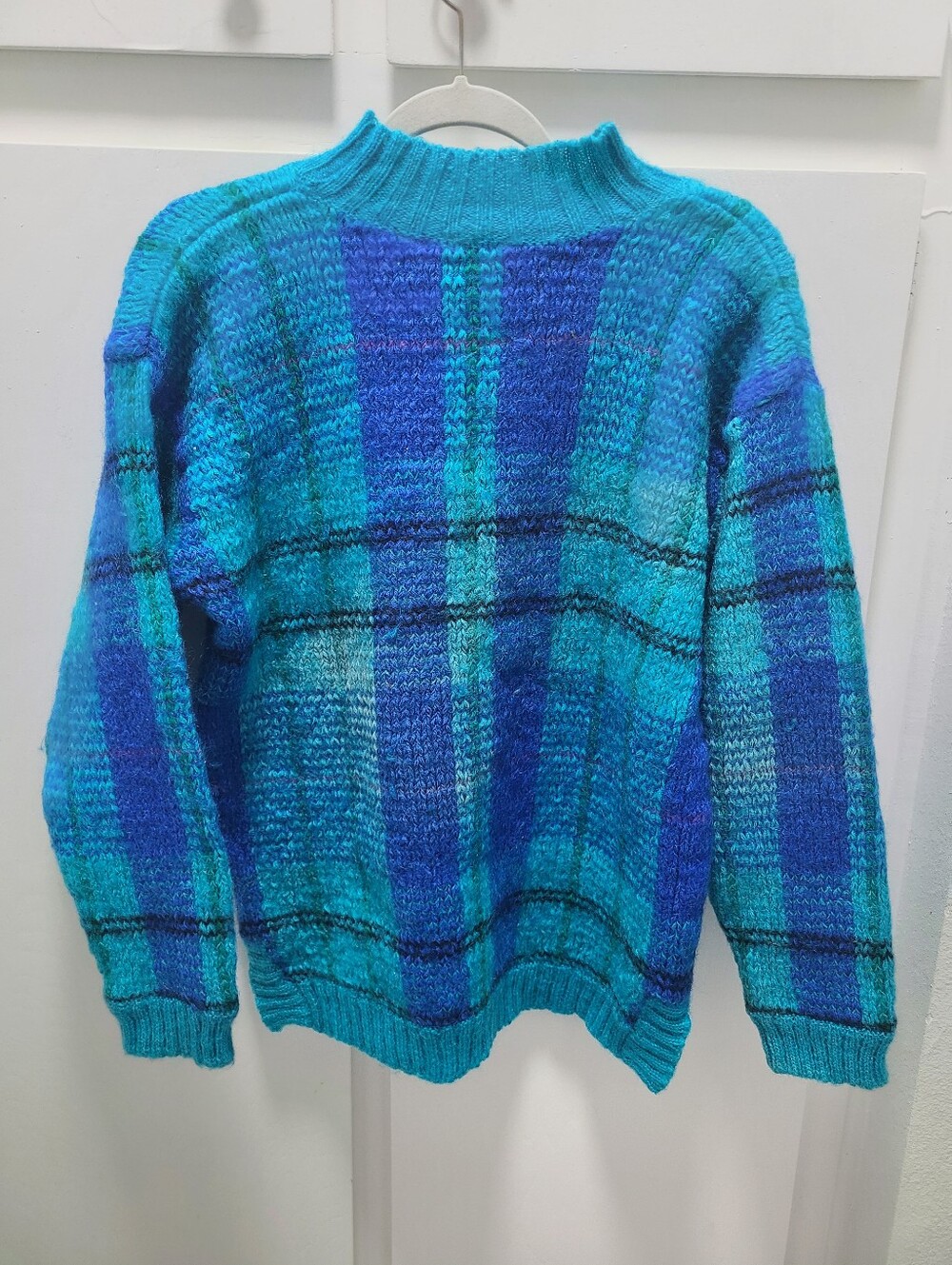 Vtg Robinson’s Bright Blue Plaid Mohair Blend Mock Neck Sweater-Large. 80s, 90s.